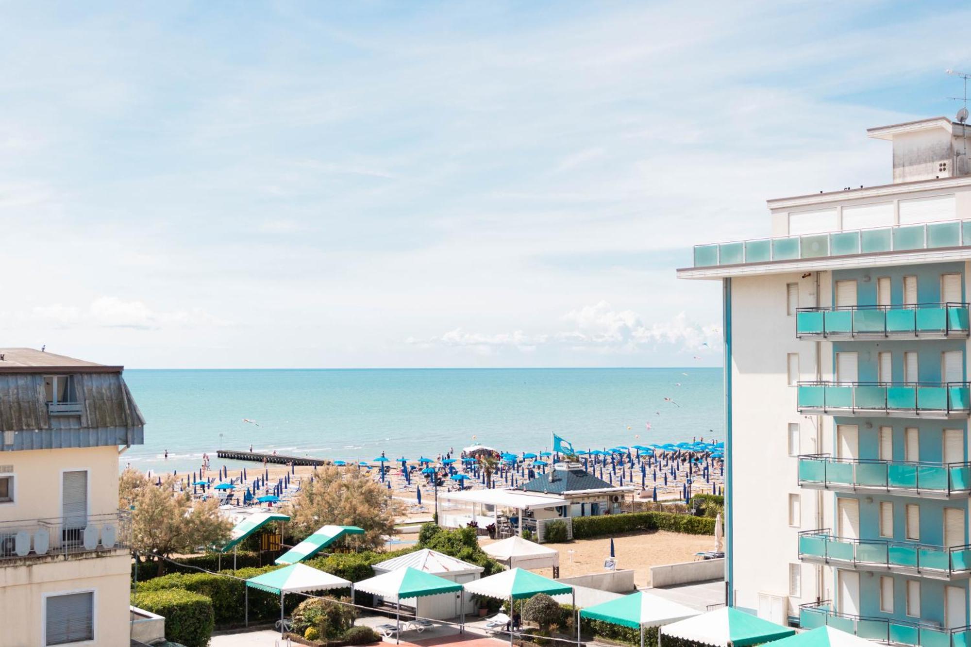 Riviera Hotel